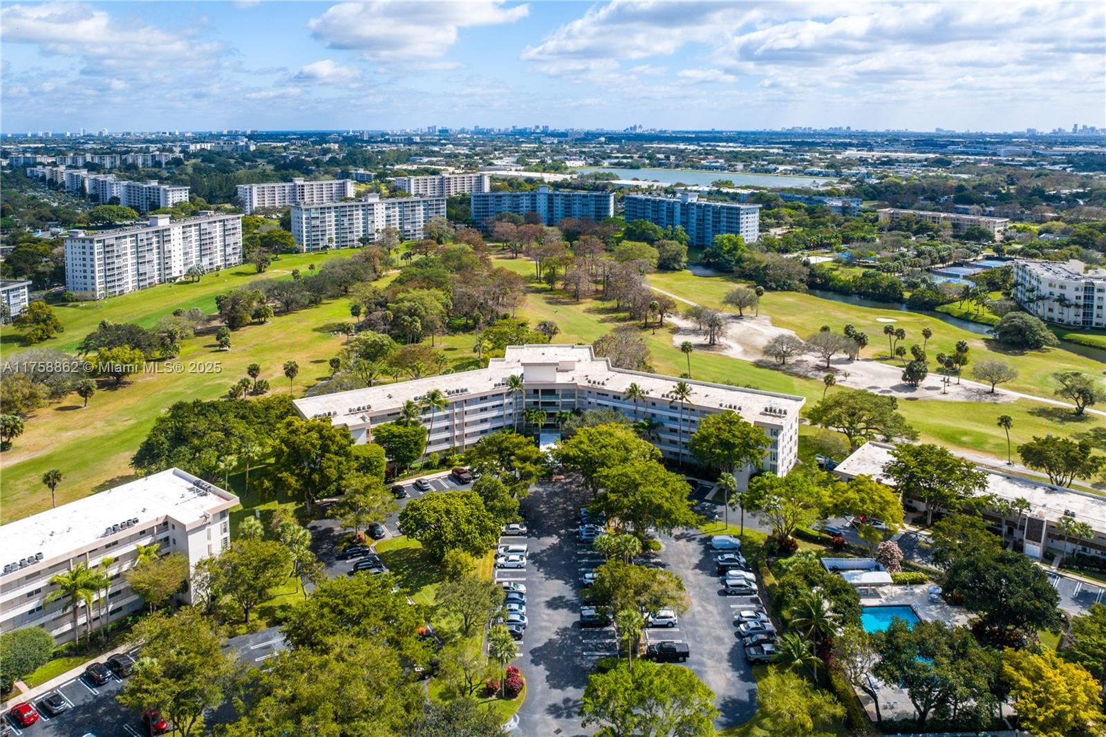 NO 70 PALM-AIRE COUNTRY C - Residential