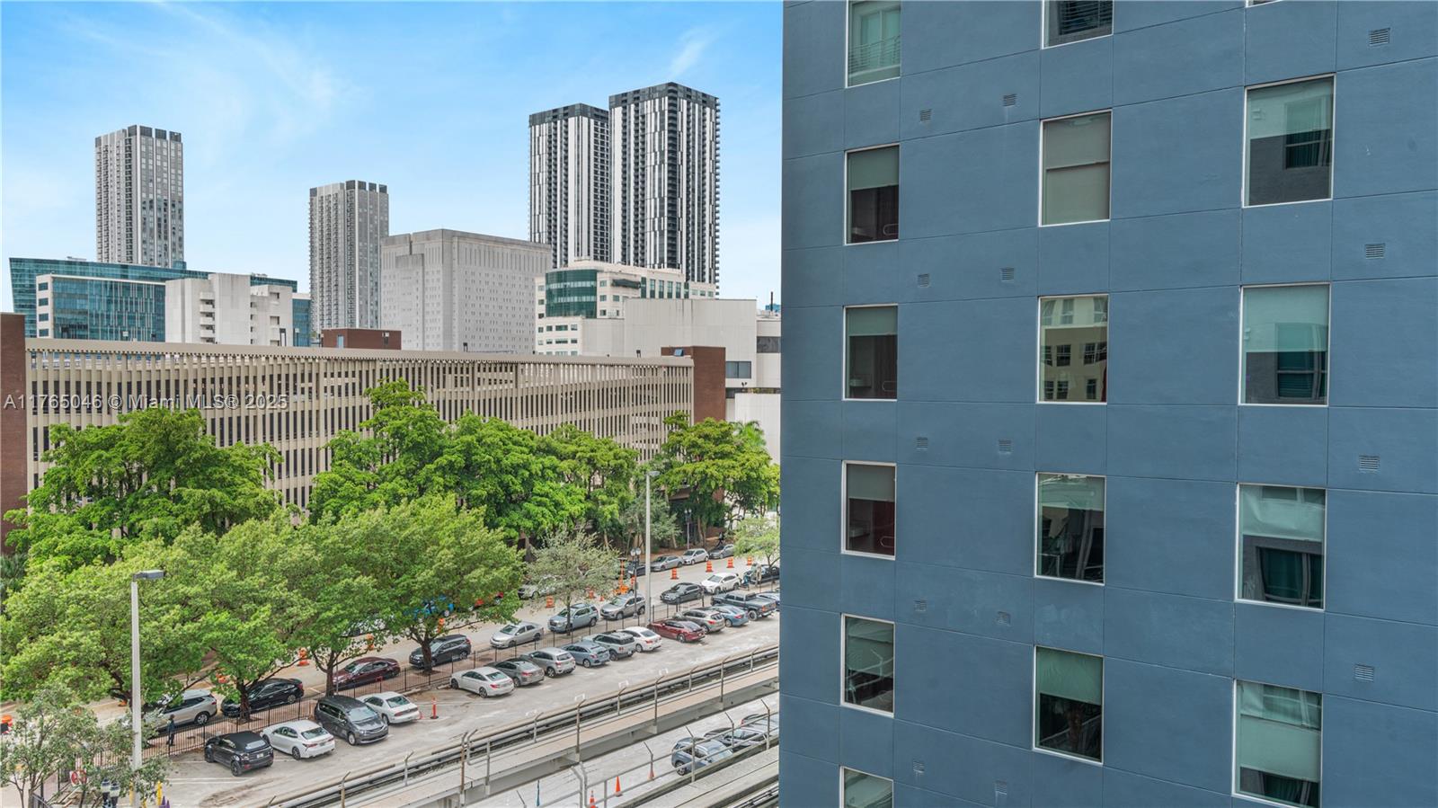 THE LOFT DOWNTOWN - Residential