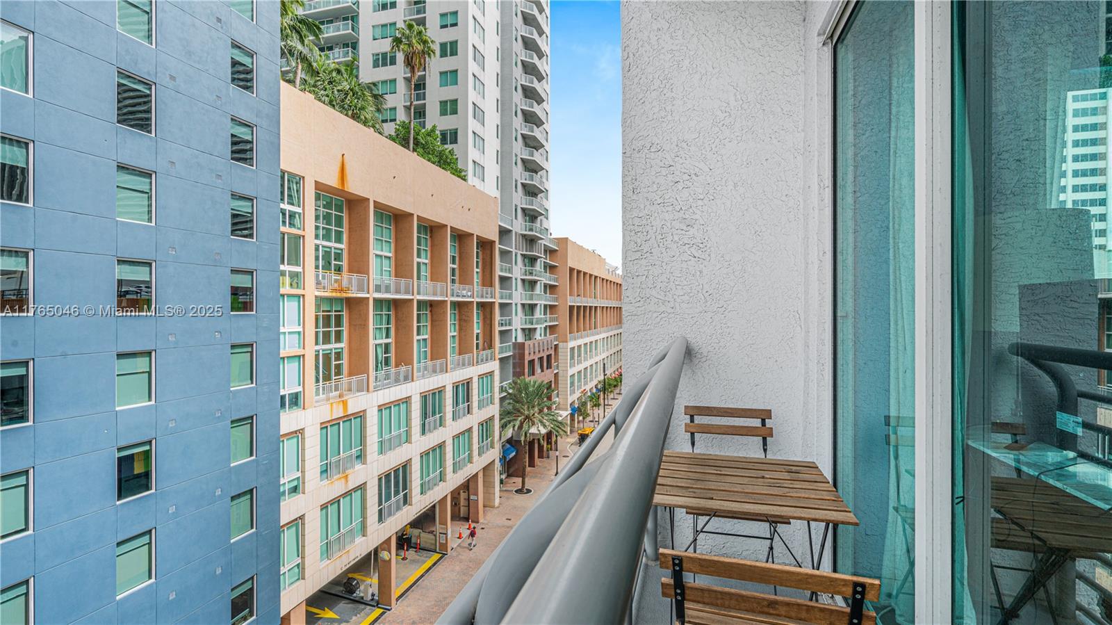 THE LOFT DOWNTOWN - Residential