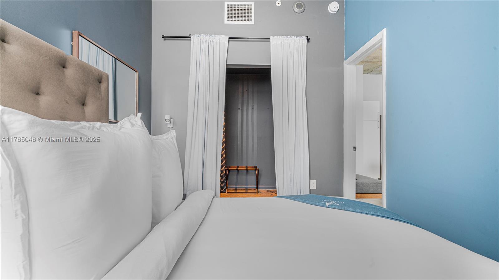 THE LOFT DOWNTOWN - Residential