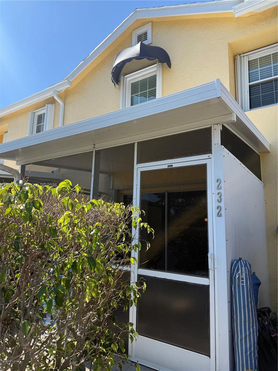 WATERSIDE VILLAGE OF PALM - Residential