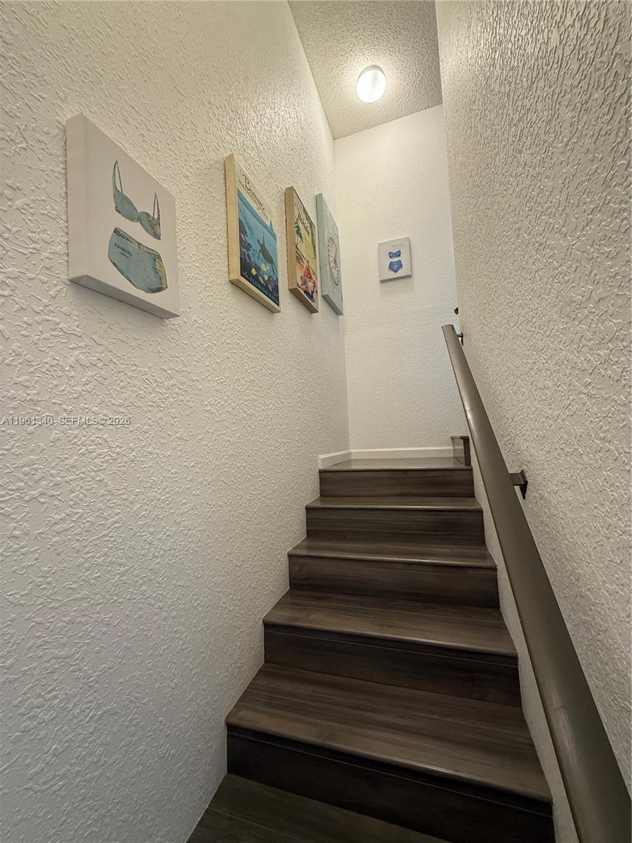 WATERSIDE VILLAGE OF PALM - Residential