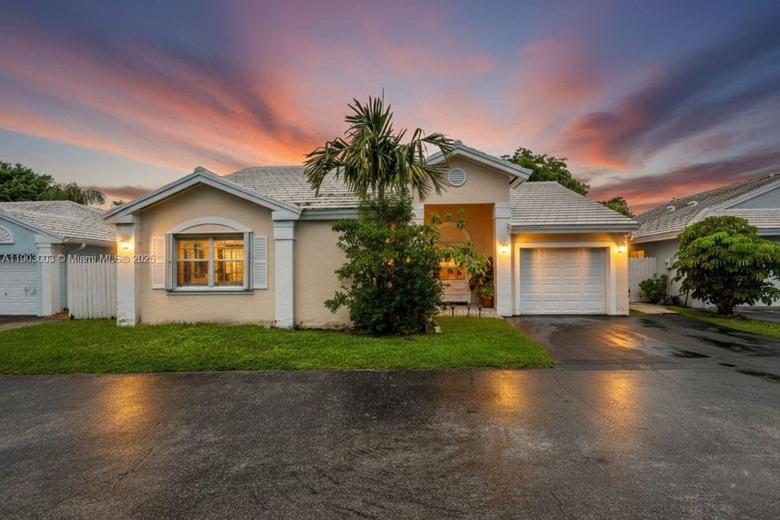 Discover your new home in Britannia Estates. This charming 3-bedroom, 2-bathroom house offers 1,415 square feet of well-maintained living space and is an ideal starter home. Enjoy the benefits of a cozy interior and a spacious private yard, perfect for relaxation and gatherings.
Located in a gated community, this home comes with the added advantage of low HOA fees and a convenient one-car garage and access to amenities: community pool, playground, and tennis courts. It’s a great opportunity to enjoy comfortable living in a desirable neighborhood with easy access to major highways.