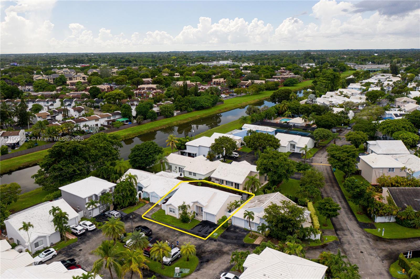 CORAL CREEK - Residential