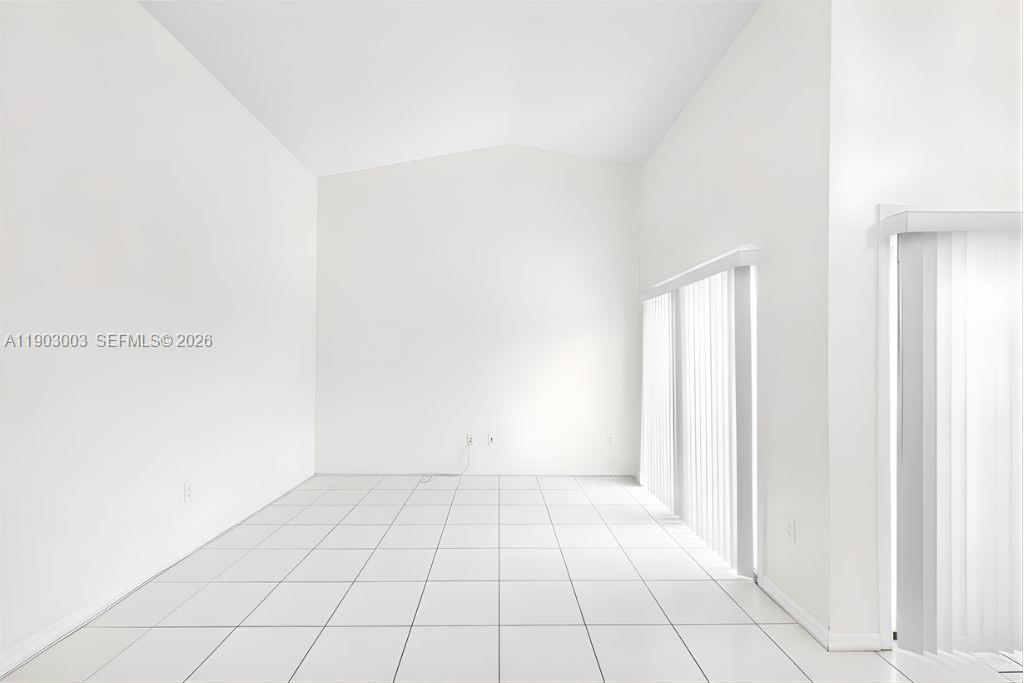 CORAL CREEK - Residential