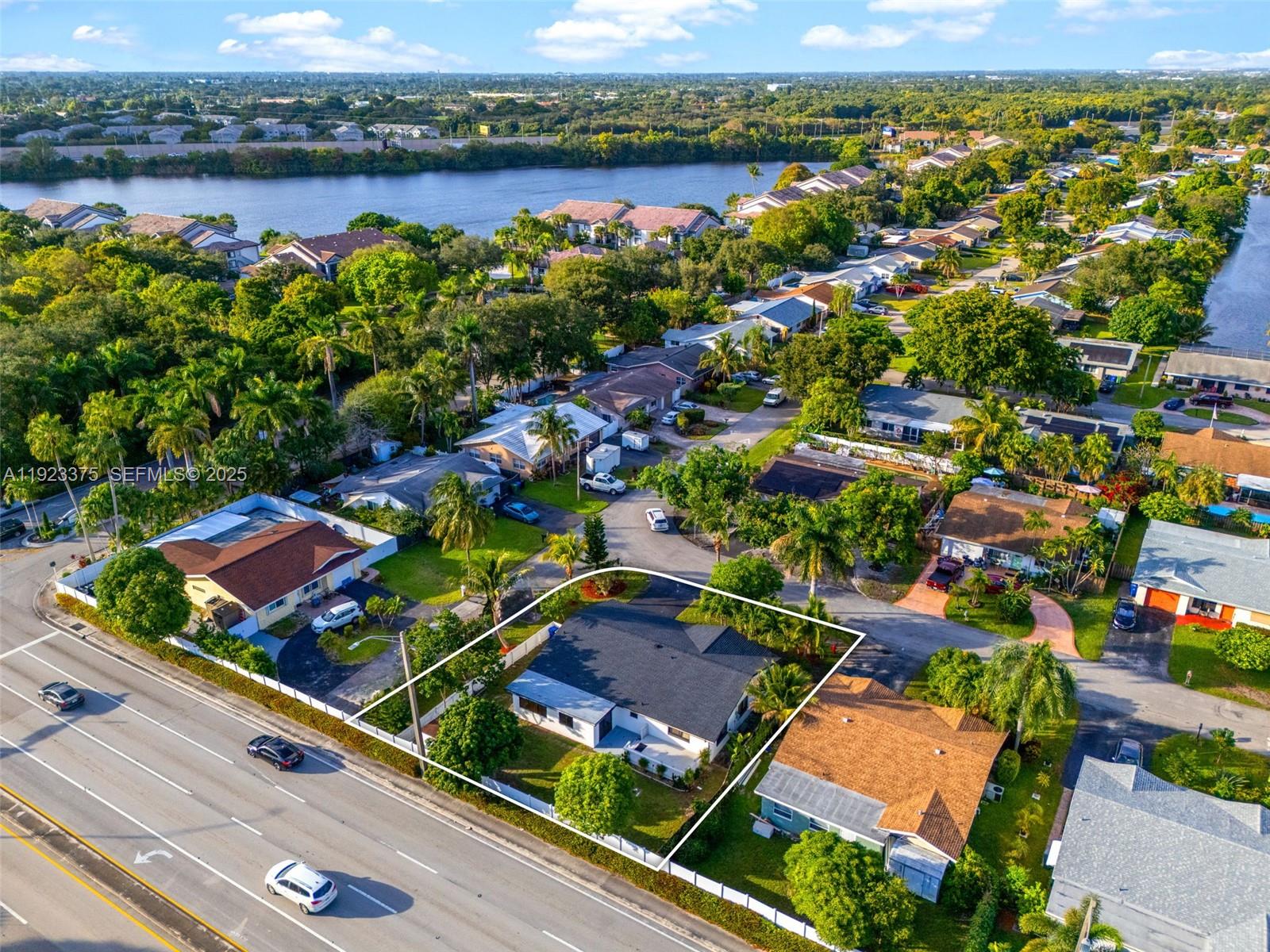 PALM-AIRE VILLAGE 2 SEC A - Residential