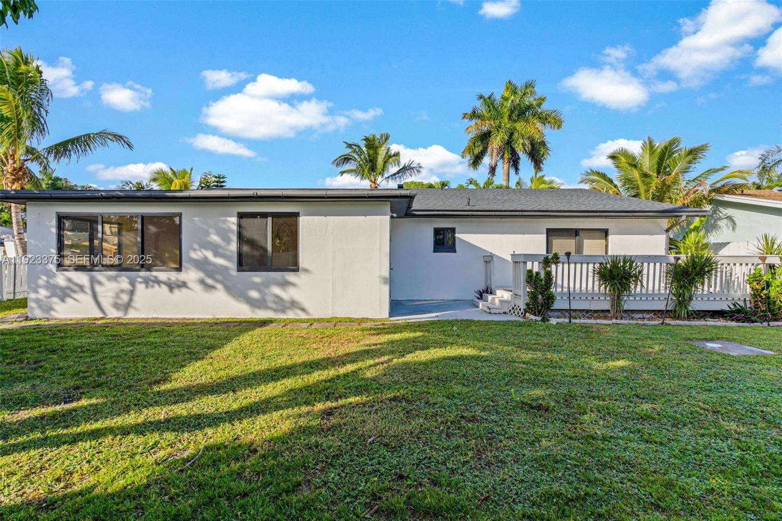 PALM-AIRE VILLAGE 2 SEC A - Residential