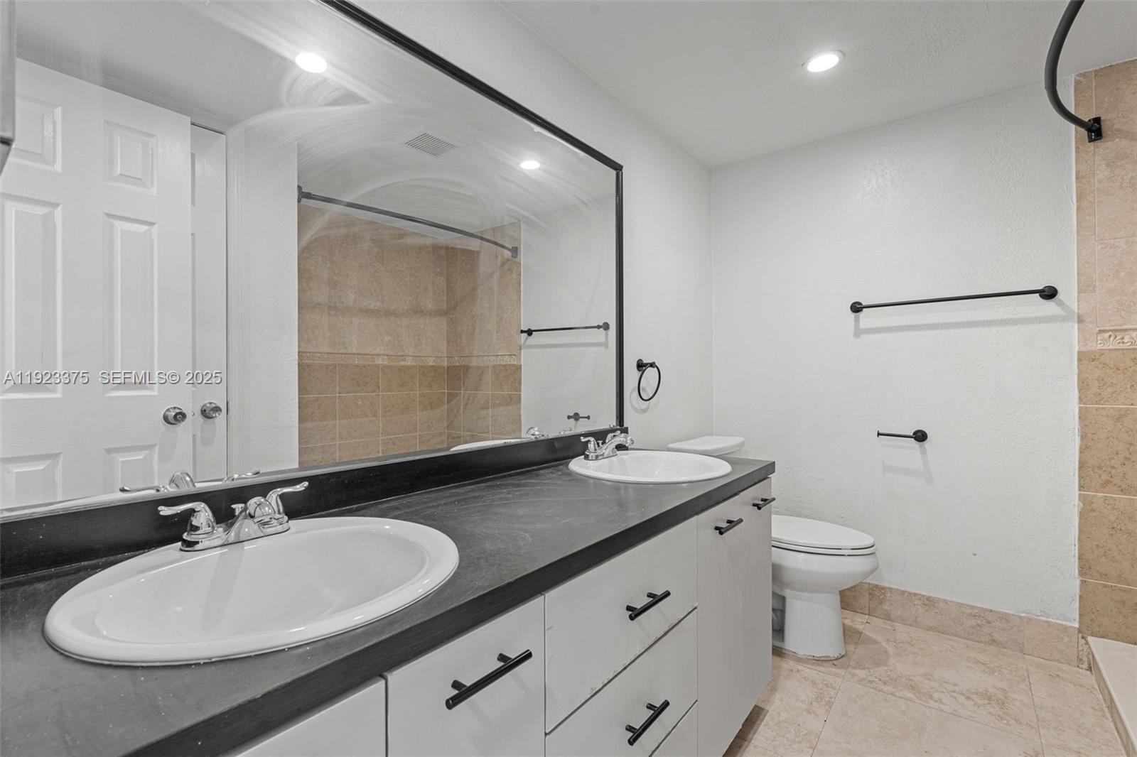 PALM-AIRE VILLAGE 2 SEC A - Residential