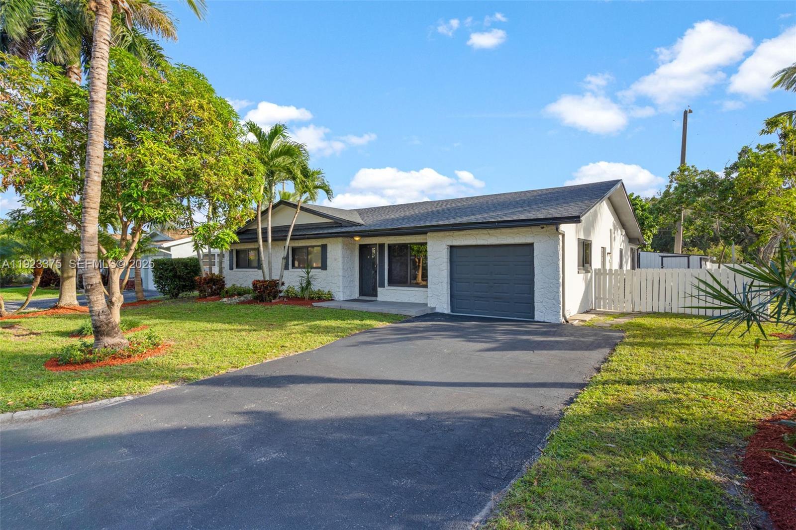 PALM-AIRE VILLAGE 2 SEC A - Residential