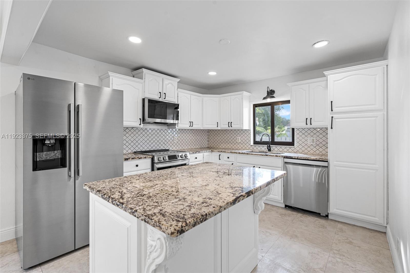 PALM-AIRE VILLAGE 2 SEC A - Residential