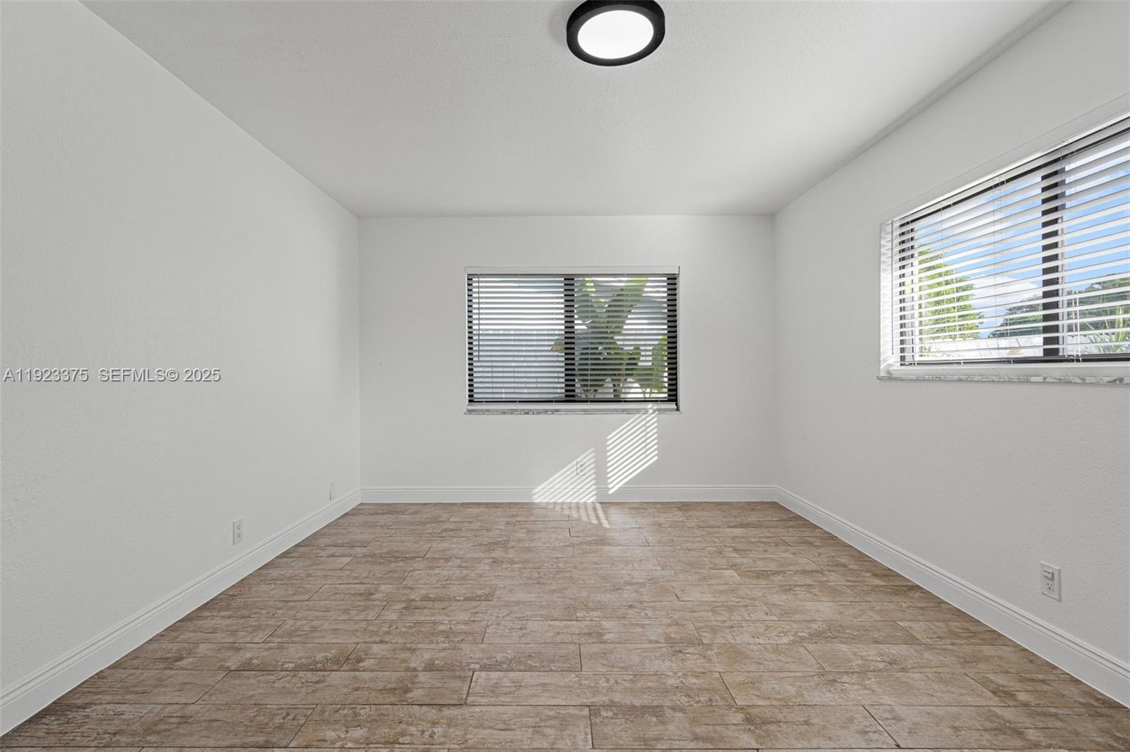 PALM-AIRE VILLAGE 2 SEC A - Residential