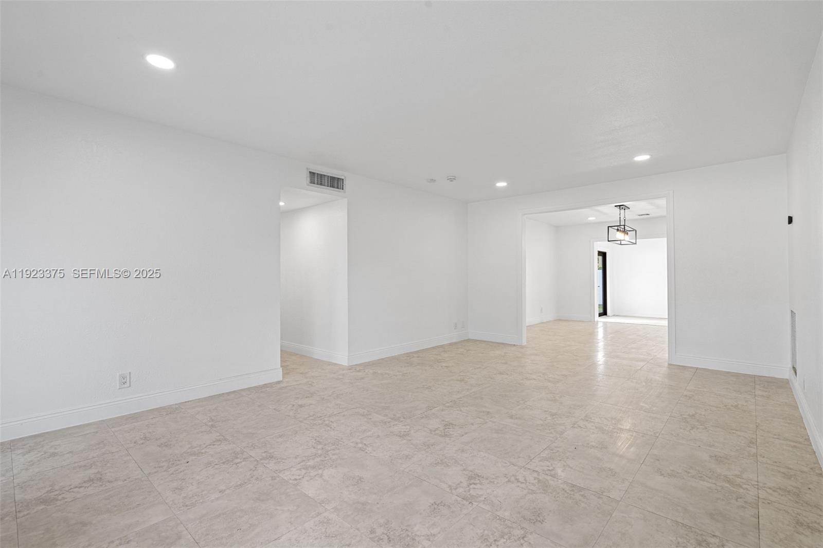 PALM-AIRE VILLAGE 2 SEC A - Residential