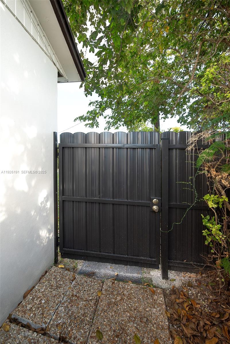 CENTRAL MIAMI PART 7 - Residential