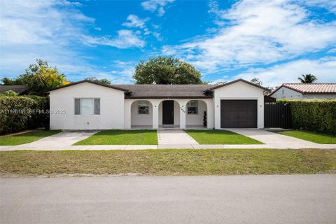 Photo of 7420 SW 31st St, Miami, FL 33155 (MLS # A11926191)