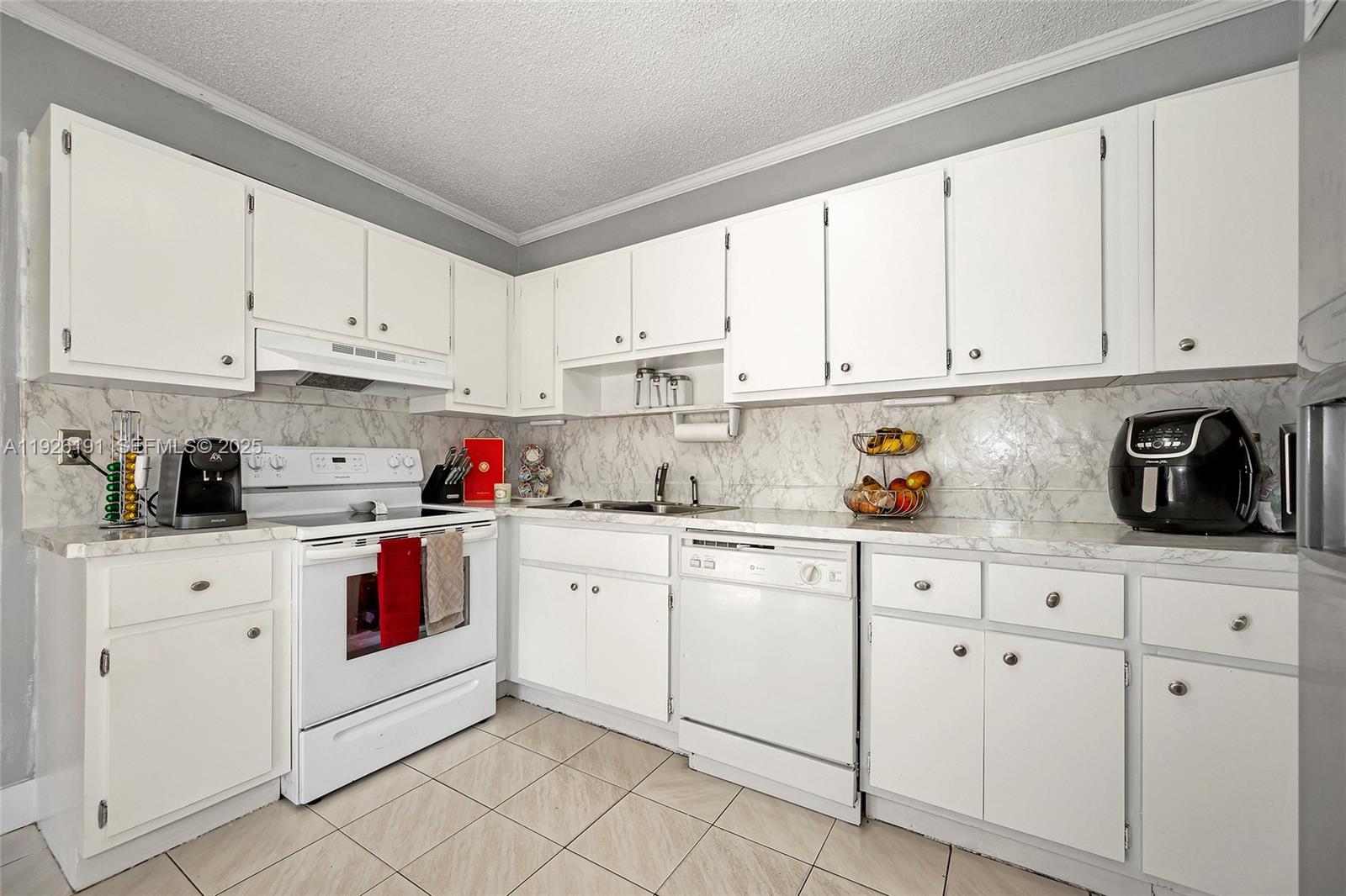 CENTRAL MIAMI PART 7 - Residential