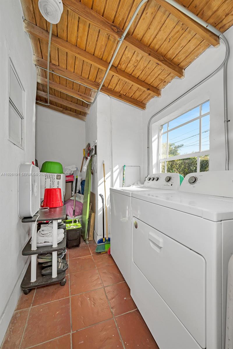 CENTRAL MIAMI PART 7 - Residential