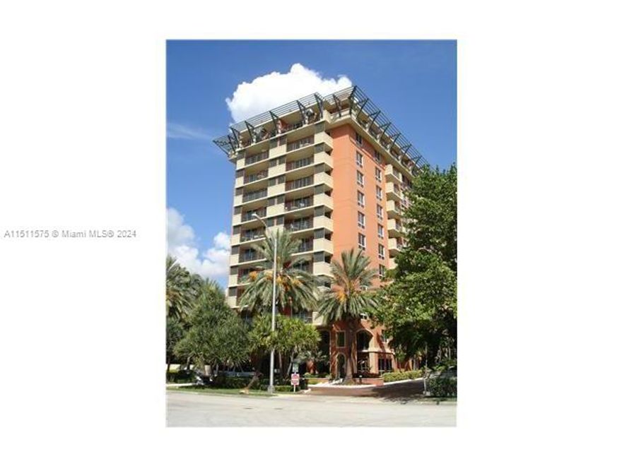 Location, location 1/1 fully furnished and equipped in the heart of Coconut Grove. One block from restaurants, bars and shops. Amenities include pool, gym, spa, room service, restaurant and complementary valet. Concierge and security service 24 hours. The unit has marble floors throughout, stainless steel appliances, granite counter top, and much more.