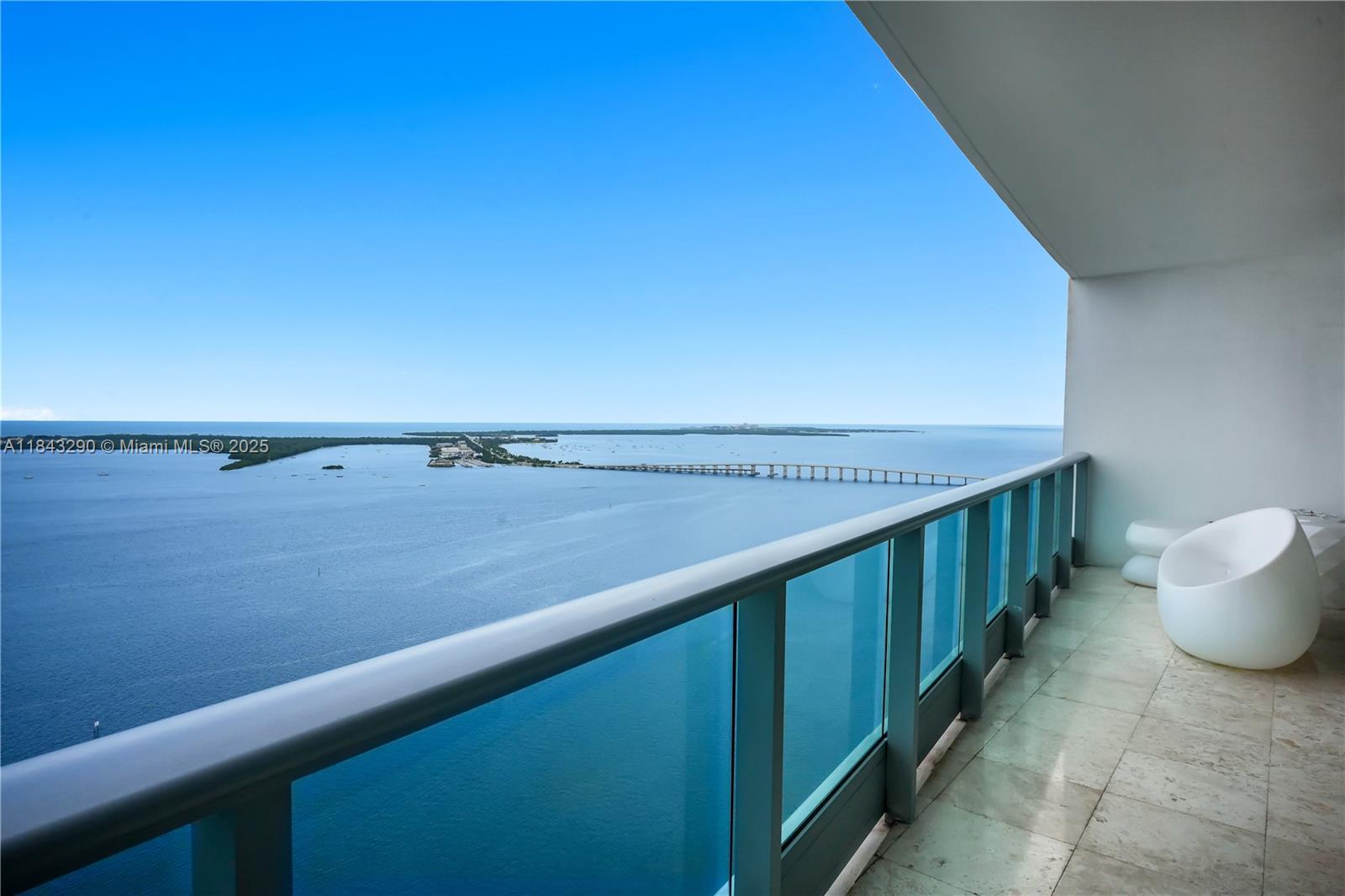 JADE RESIDENCES AT BRICKE - Residential