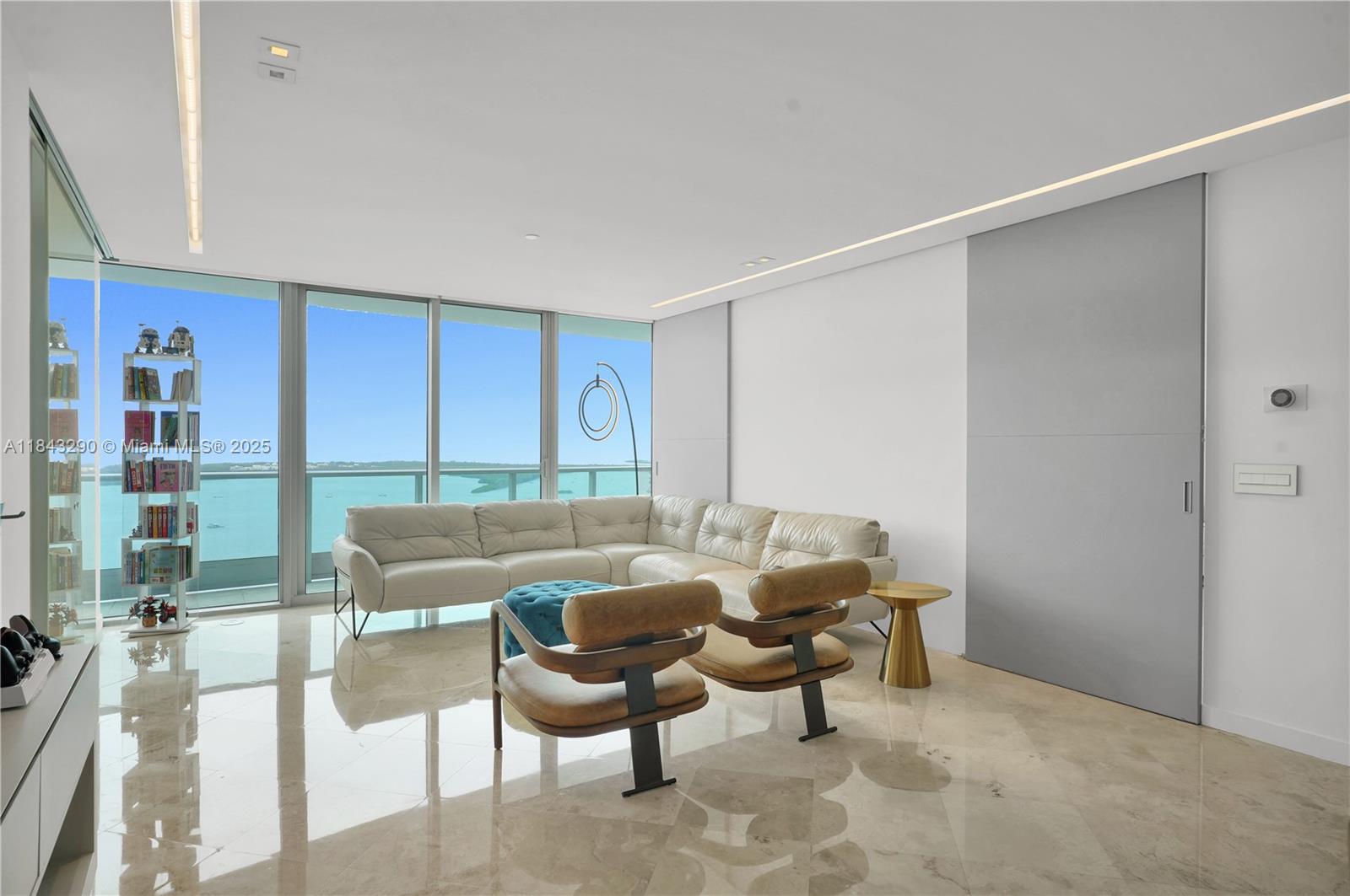 JADE RESIDENCES AT BRICKE - Residential