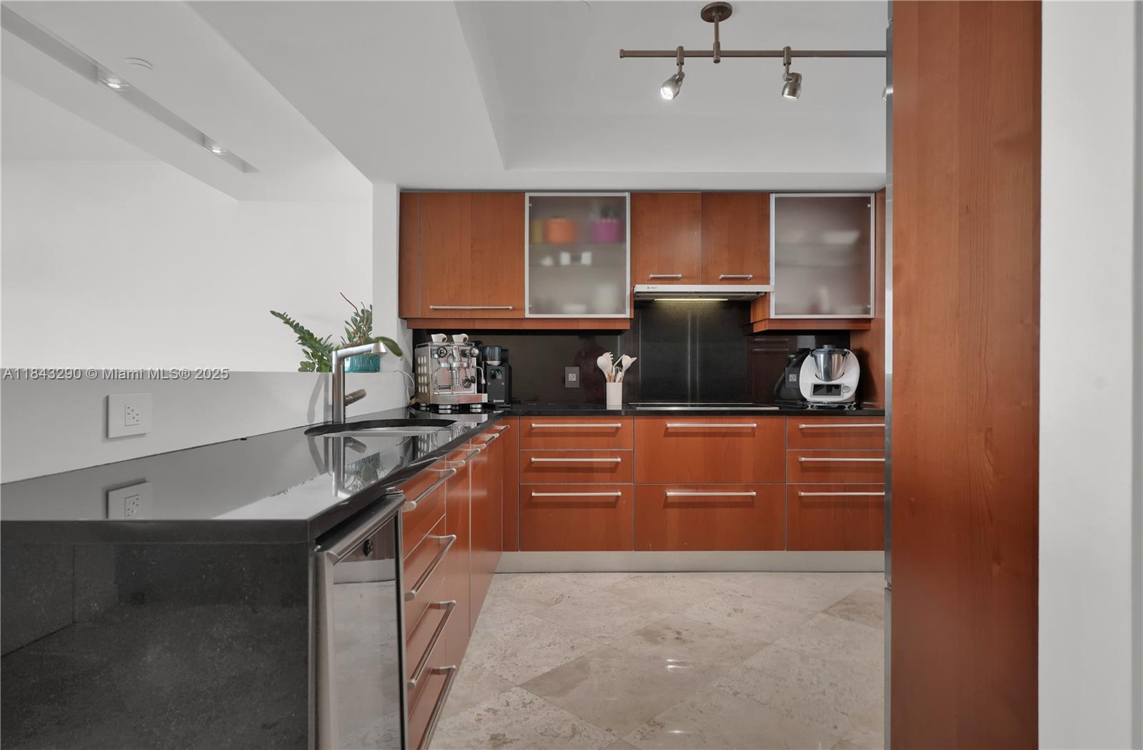 JADE RESIDENCES AT BRICKE - Residential