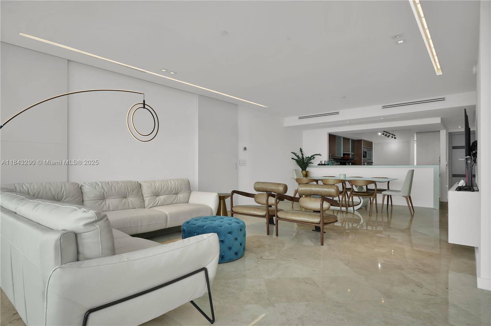 JADE RESIDENCES AT BRICKE - Residential