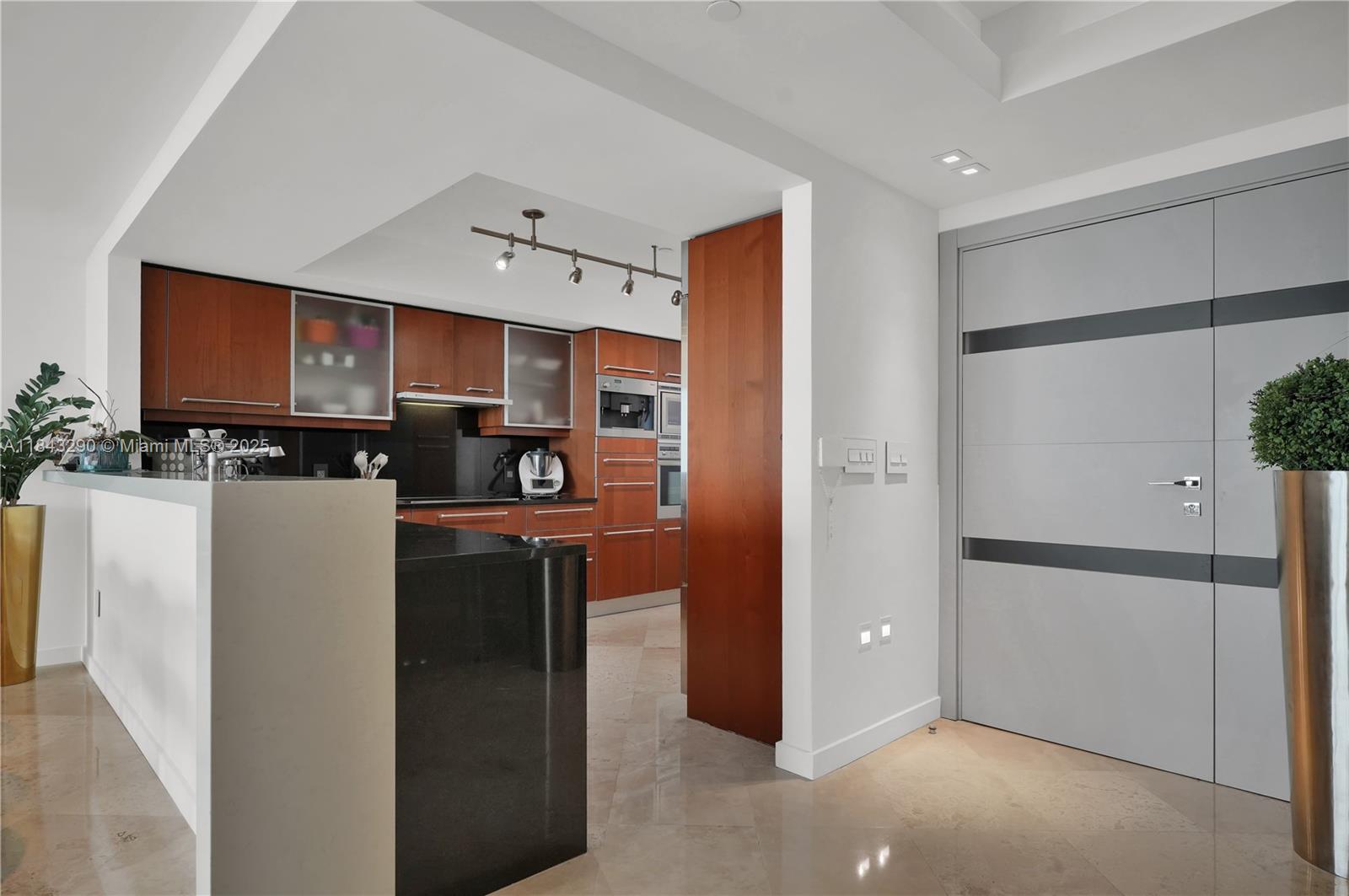 JADE RESIDENCES AT BRICKE - Residential