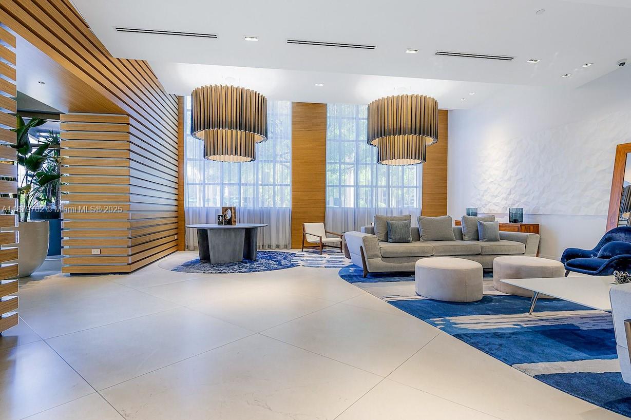 FOUR MIDTOWN MIAMI CONDO - Residential