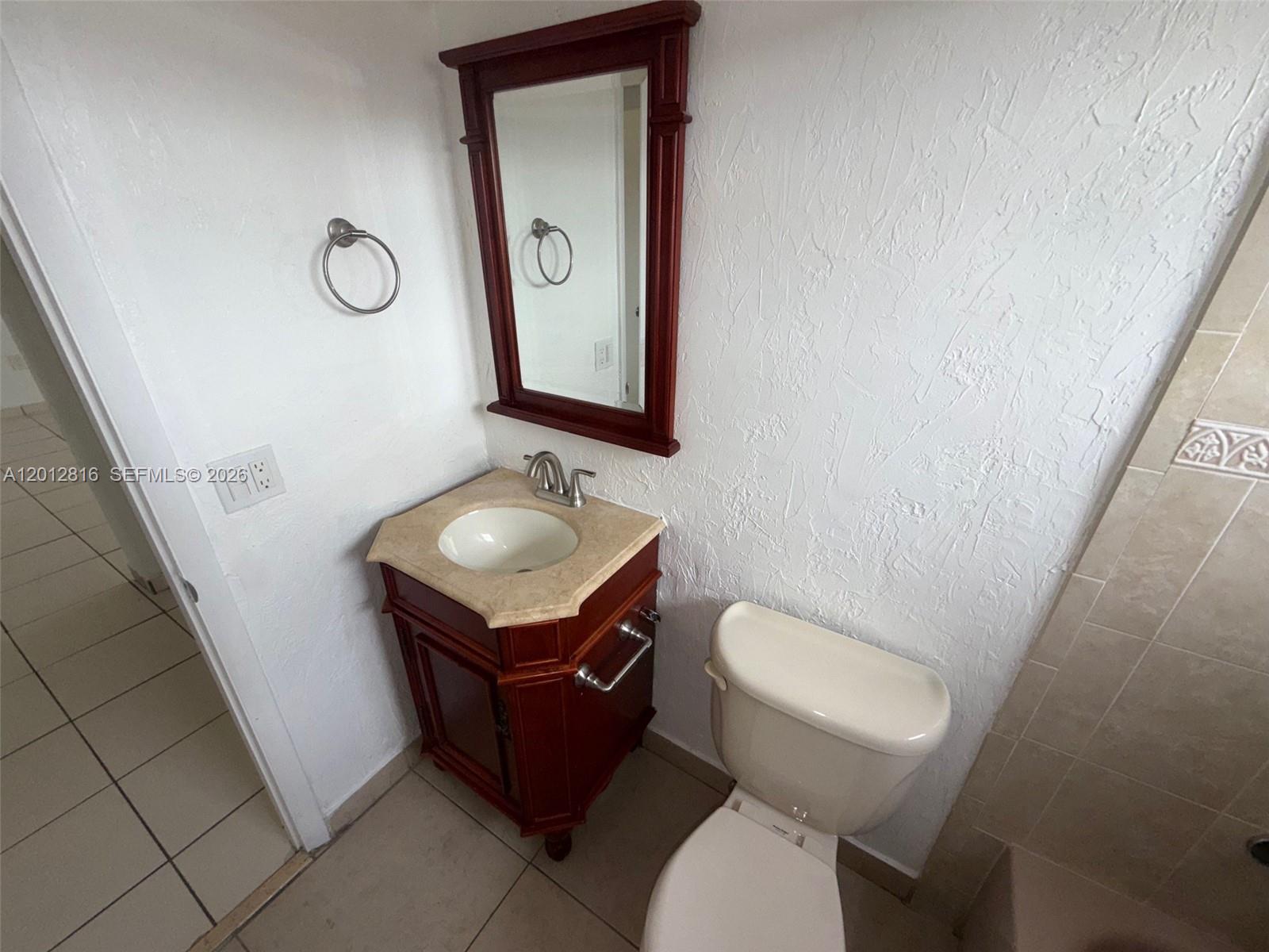 HIALEAH GARDENS BLDG NO 2 - Residential Lease