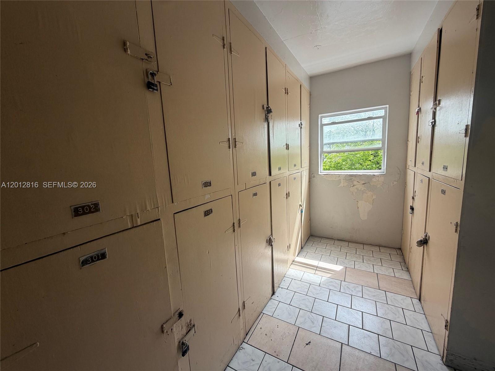 HIALEAH GARDENS BLDG NO 2 - Residential Lease
