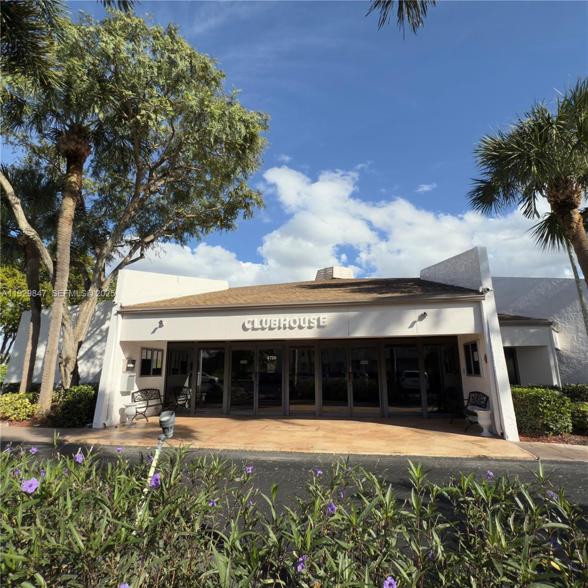 ROYAL PARK GARDENS III-H - Residential