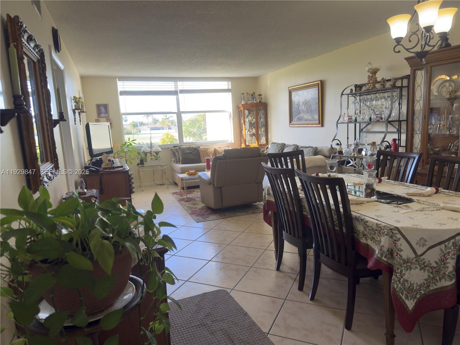 ROYAL PARK GARDENS III-H - Residential