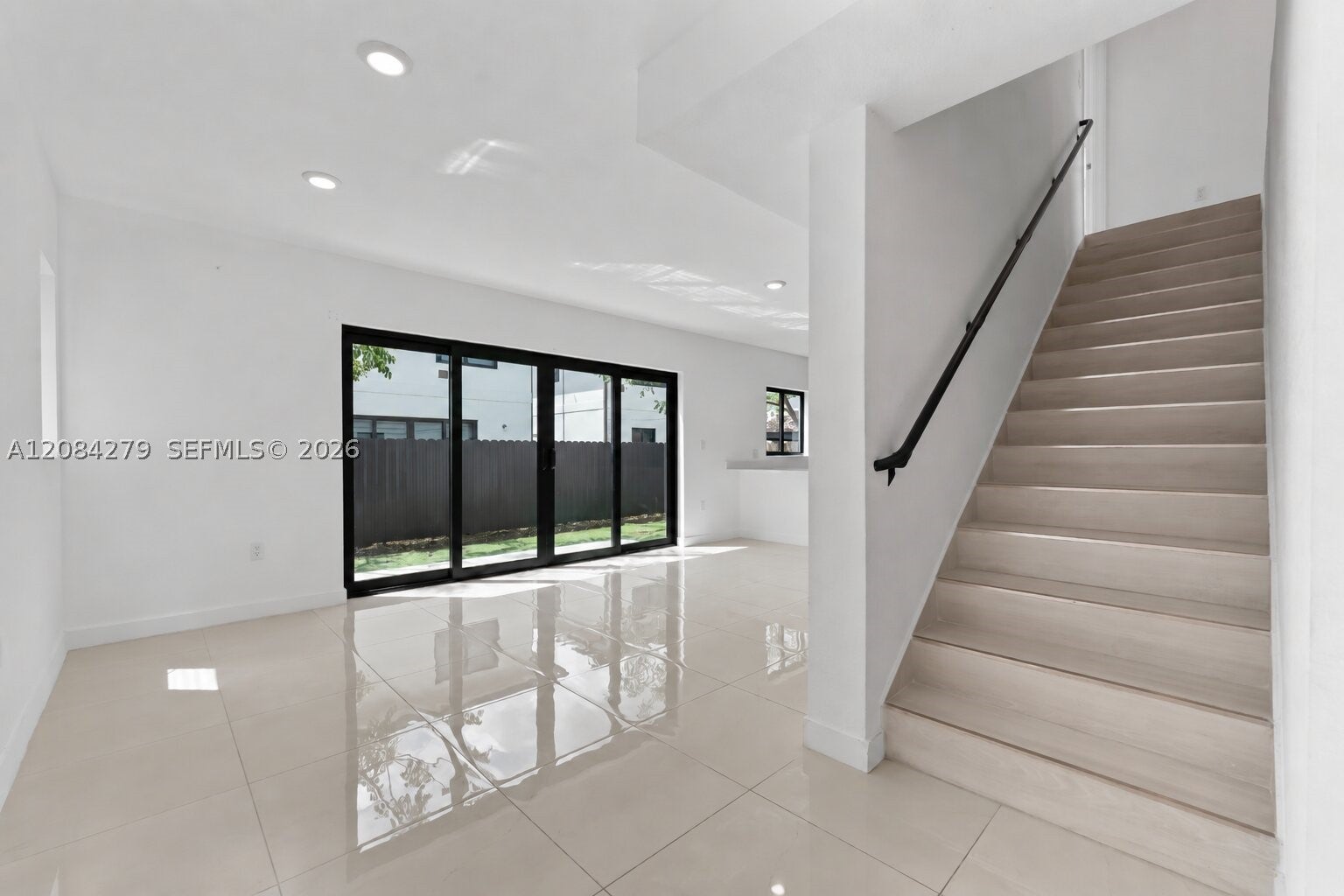 1167 NW 2nd St