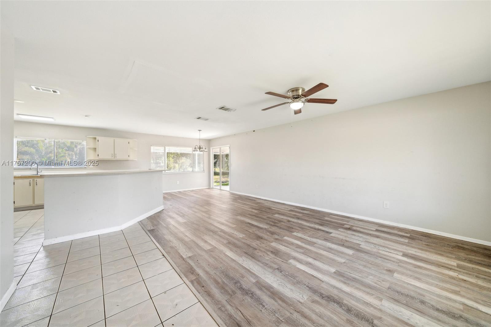 3-Bedroom, 2-Bath Home with Tons of Potential!
This 3-bedroom, 2-bathroom home is a fantastic opportunity for those looking to add their personal touch! With a little TLC, this home can truly shine. Featuring a screened-in patio, it’s the perfect spot to relax and enjoy the outdoors without the hassle of bugs.
Inside, you’ll find a spacious layout with plenty of natural light, just waiting for your creative vision. The 1-car garage provides convenient parking and additional storage space.
Whether you’re an investor or a homeowner ready for a project, this home has great bones and endless possibilities. Don’t miss out—schedule your showing today!
