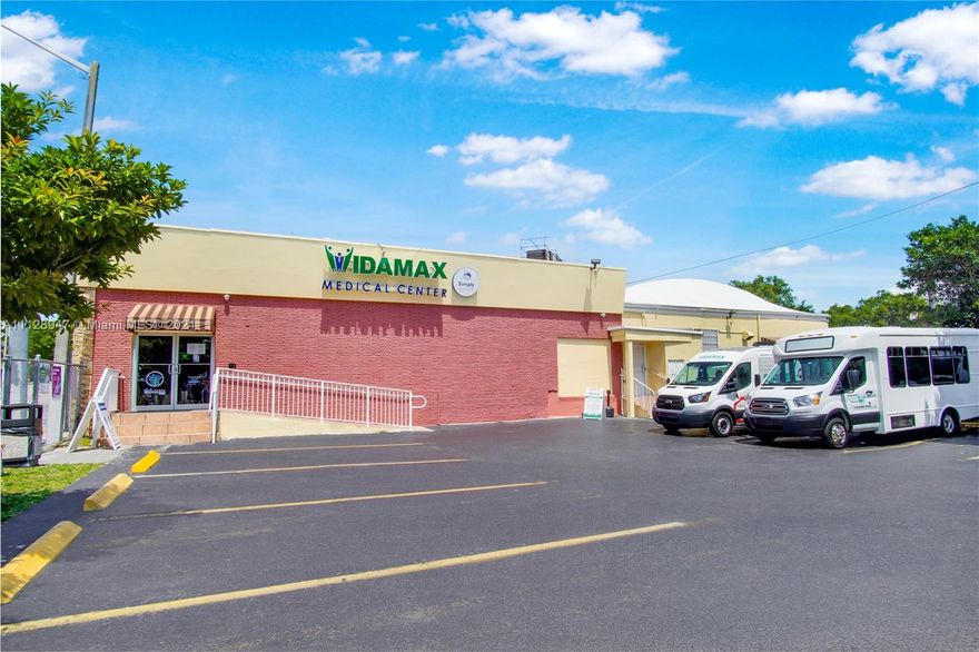 TRIANGLE PROPERTIES COMMERCIAL DIVISON IS PLEASED TO PRESENT THE OPPORTUNITY TO ACQUIRE A MULTI-TENANT MEDICAL FACILITY IN LITTLE HAVANA, MIAMI A GROWING MEDICAL DISTRICT. CURRENTLY, THIS FACILITY OCCUPIES FIVE TENANTS WITH LEASE TERMS. CONTACT FOR MORE DETAILED INFORMATION ON THIS LUCRATIVE INCOME-PRODUCING PROPERTY!