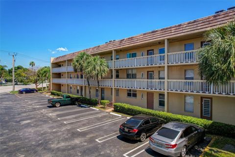 Condominium in Tamarac FL 6200 62nd St St 22.jpg