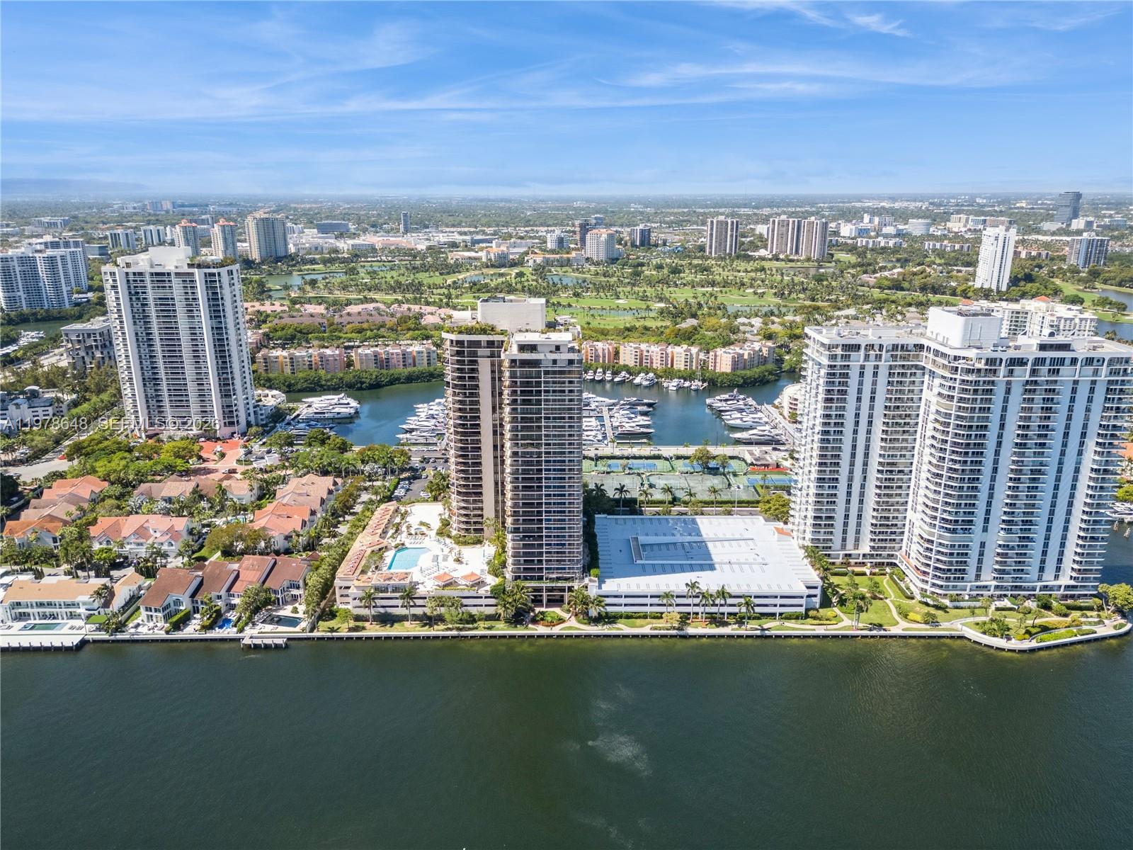 TURNBERRY ISLE SOUTH - Residential