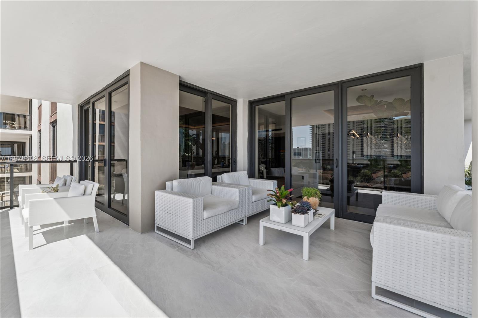 TURNBERRY ISLE SOUTH - Residential