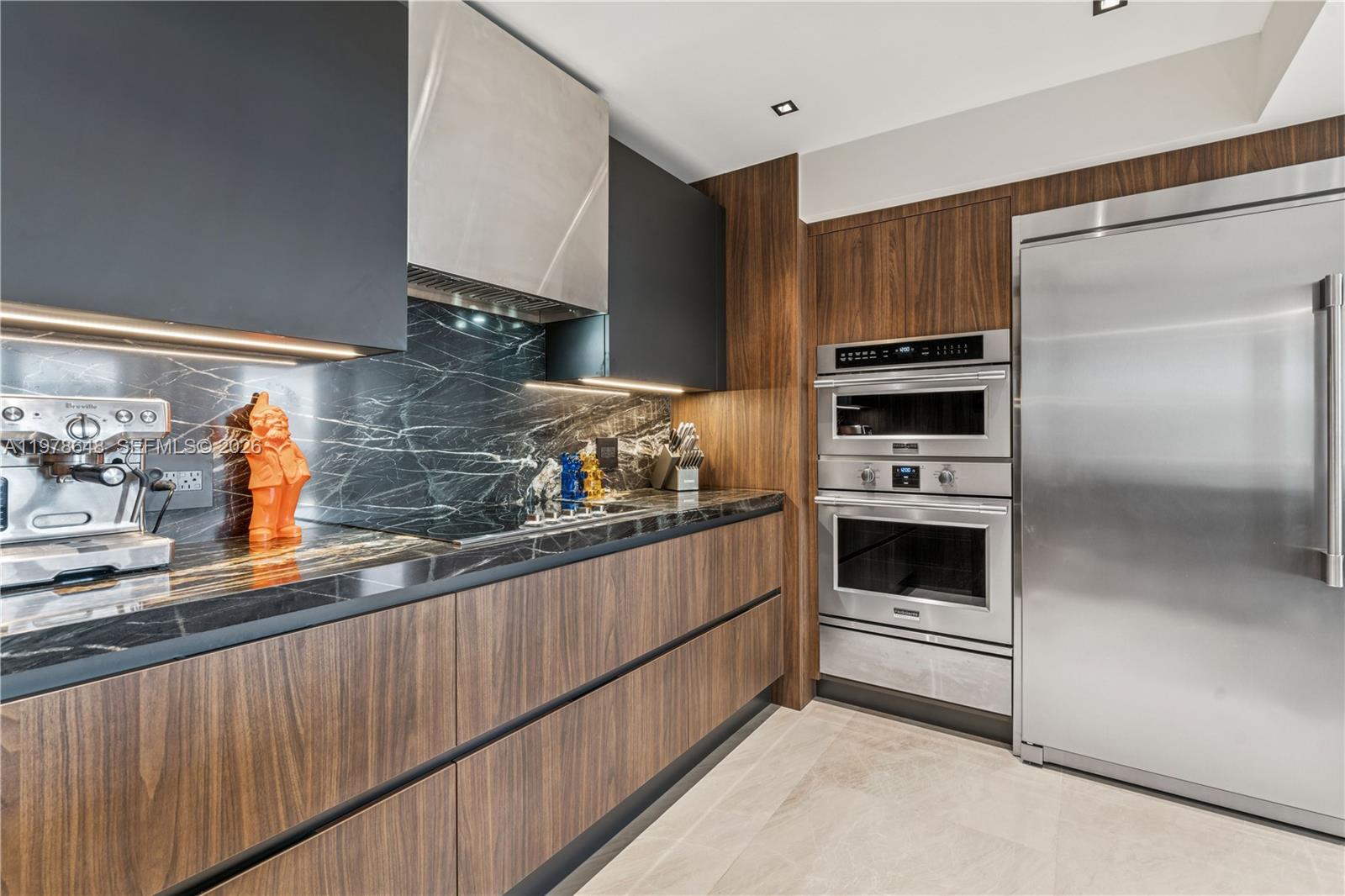 TURNBERRY ISLE SOUTH - Residential