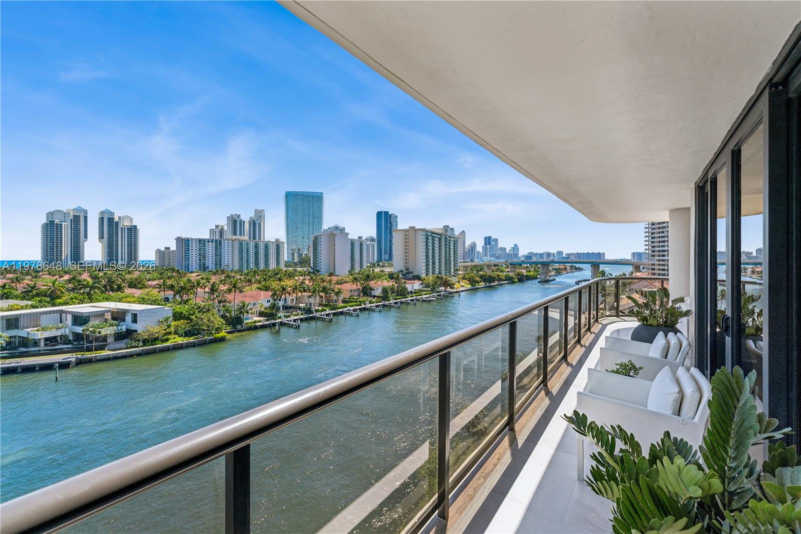 TURNBERRY ISLE SOUTH - Residential