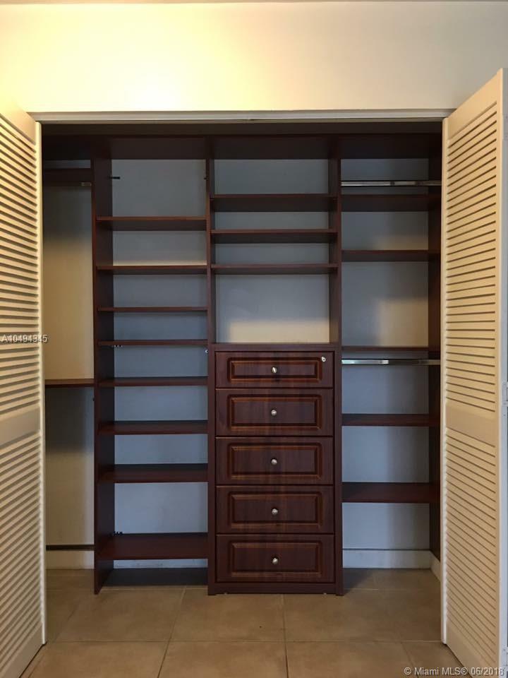 NIRVANA CONDO NO ONE COND - Residential