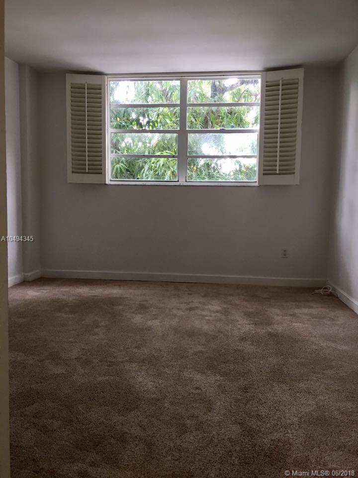 NIRVANA CONDO NO ONE COND - Residential