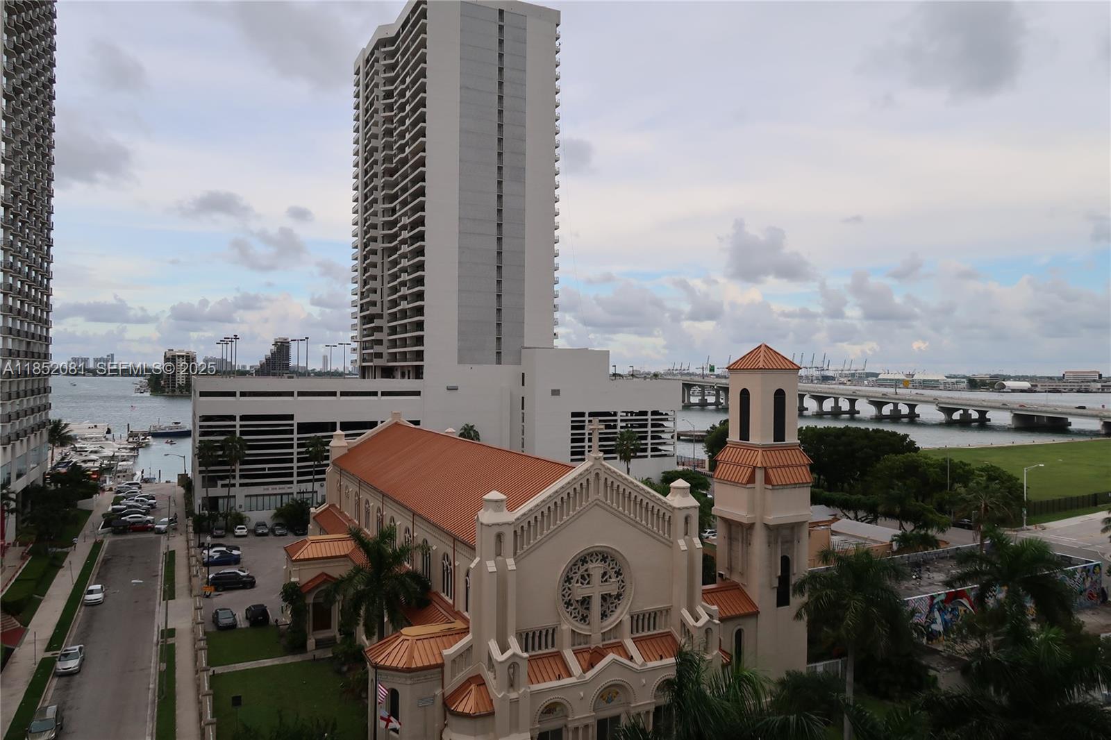 VENETIA CONDO - Residential Lease