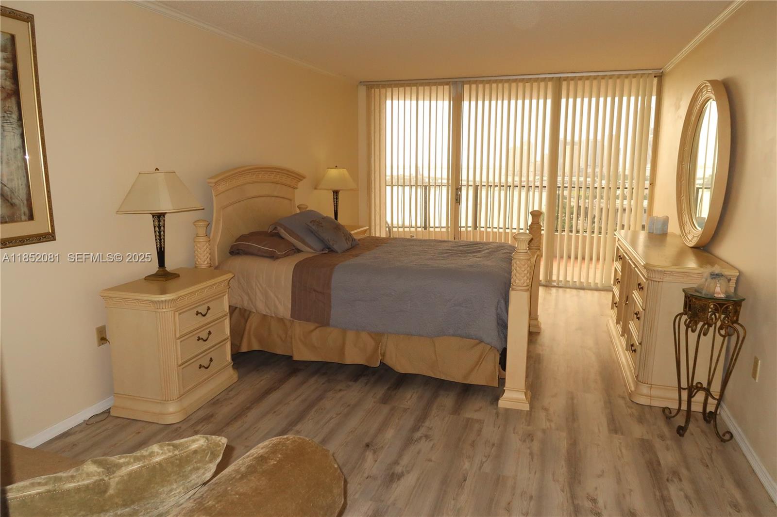 VENETIA CONDO - Residential Lease