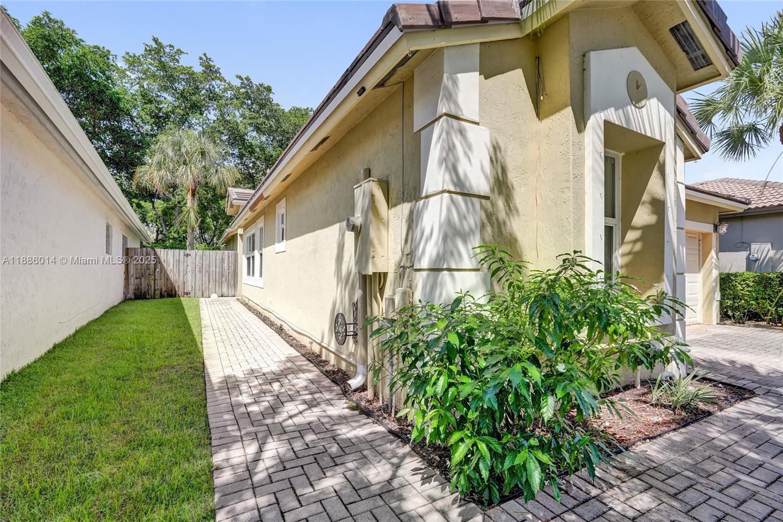 Sapphire Shores - Residential Lease