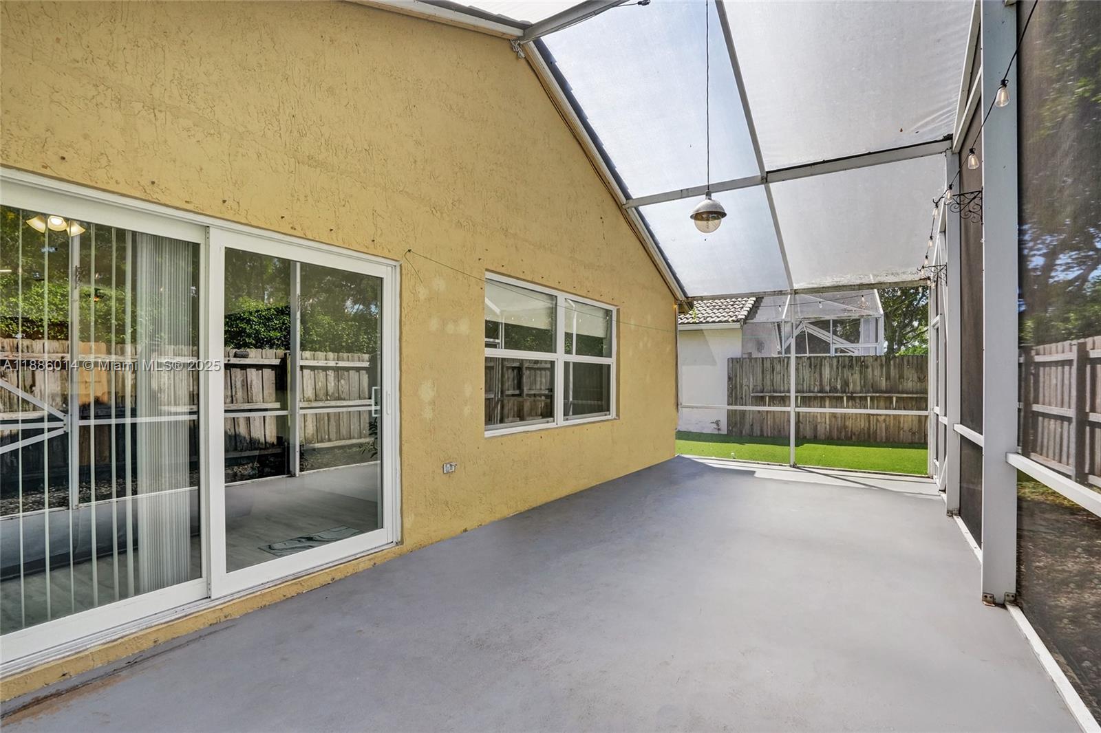 Sapphire Shores - Residential Lease