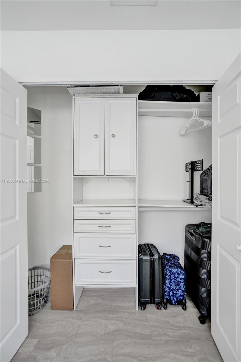 Sapphire Shores - Residential Lease