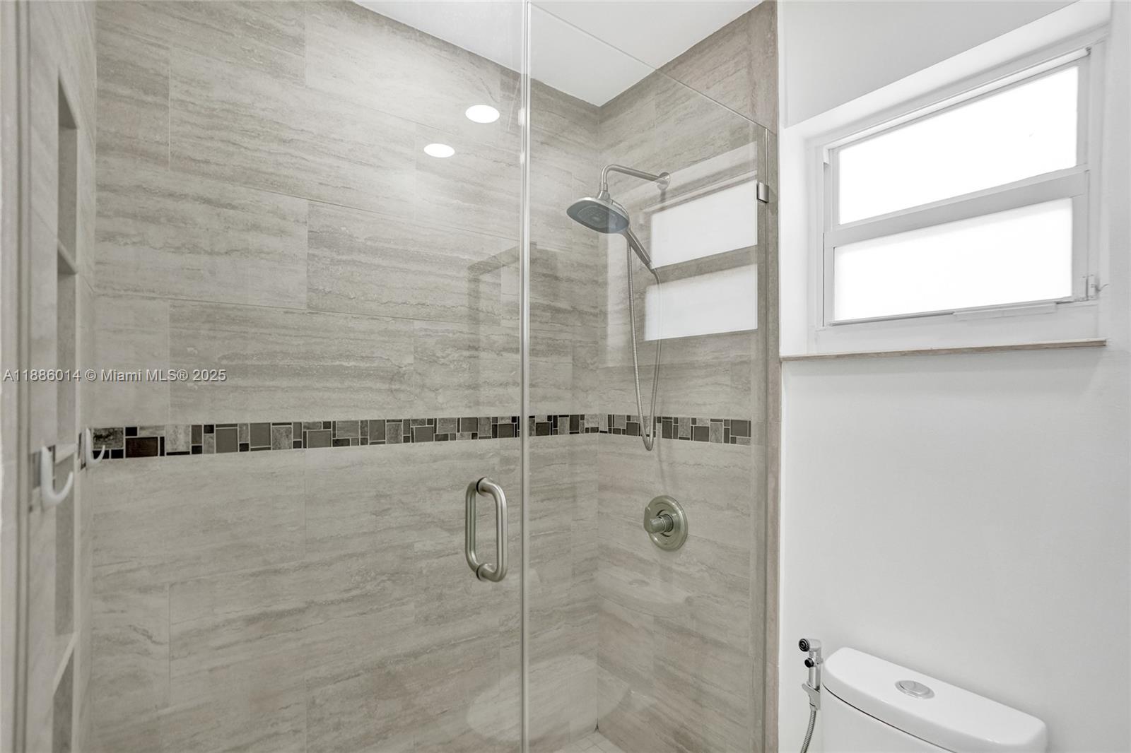 Sapphire Shores - Residential Lease