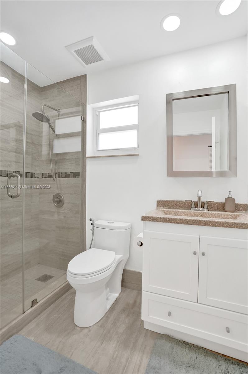 Sapphire Shores - Residential Lease