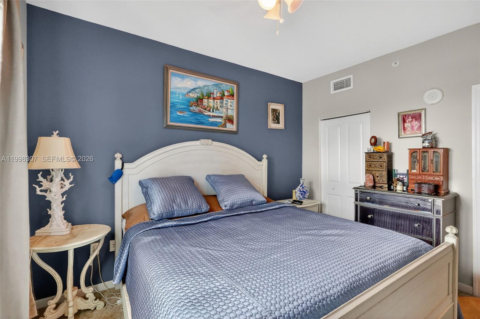 360 CONDO B - Residential