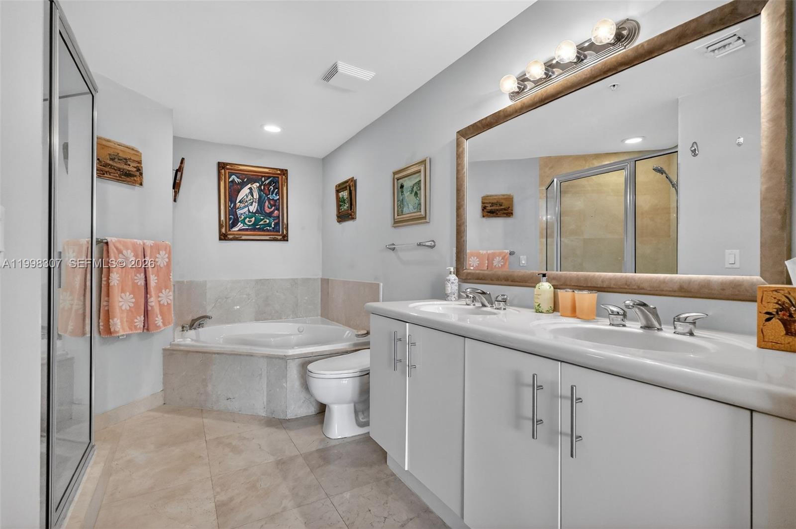 360 CONDO B - Residential